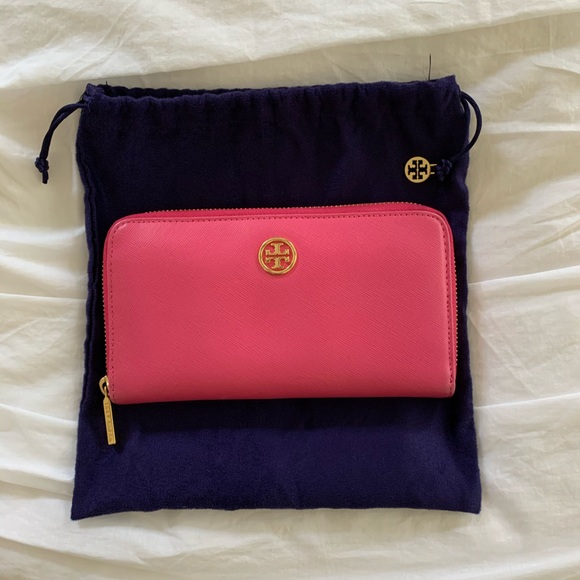Tory Burch Robinson Zip Continental Wallet - Pink - Picture 1 of 5